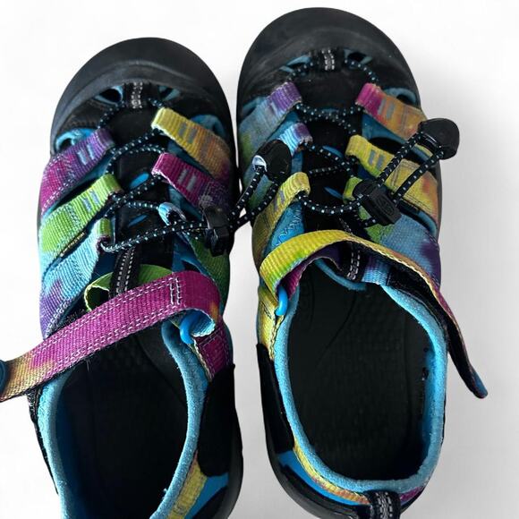 Rainbow size 3 Keen Kid's Unisext Newport Sandal EUC outdoors hiking - Picture 1 of 2